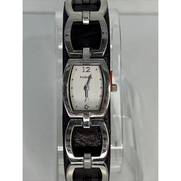 Fossil F2 Women's Watch Silver Tone Case Leather Cuff Band- New Battery - Picture 1 of 7